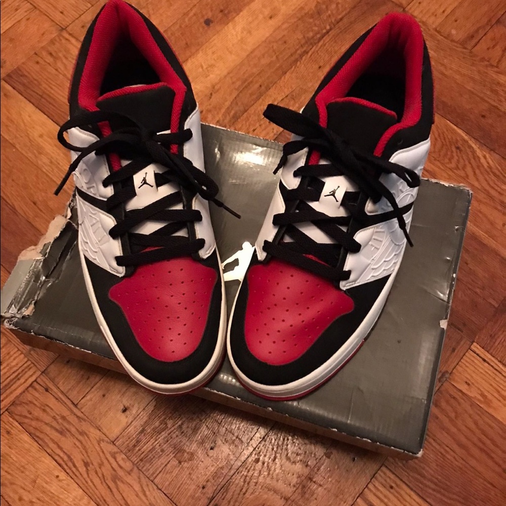 Jordan 1 - Picture 2 of 5